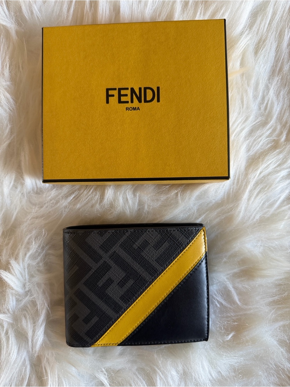 Fendi Zucca Wallet with box